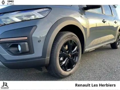 Photo 7 Dacia Jogger  1.0 ECO-G 100ch Extreme+ 7 places -24