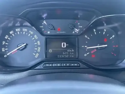 Photo 11 Citroën C3  1.2 PureTech 83ch S&S PLUS