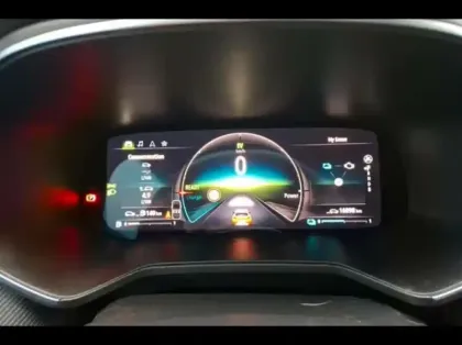 Photo 8 Renault Clio  1.6 E-Tech 145ch full hybrid esprit Alpine