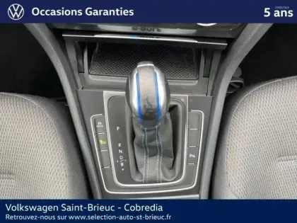 Photo 11 Volkswagen Golf e- 136ch 4cv