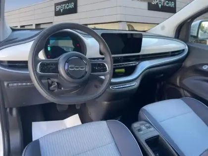 Photo 7 Fiat 500  e 118ch Icône