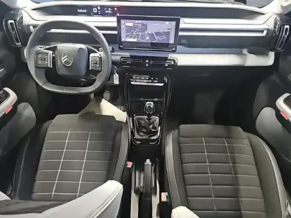 Photo 7 Citroën C3  1.2 Turbo 100ch MAX