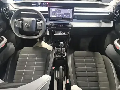 Photo 22 Citroën C3  1.2 Turbo 100ch MAX