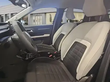 Photo 8 Citroën C3  1.2 Turbo 100ch MAX