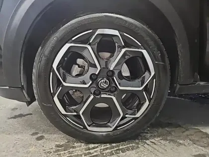 Photo 10 Citroën C3  1.2 Turbo 100ch MAX