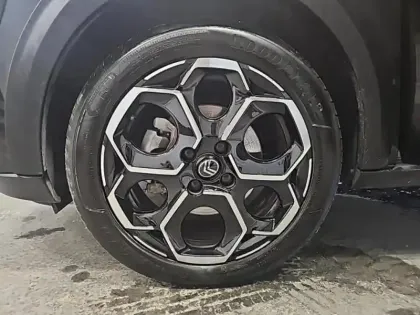 Photo 25 Citroën C3  1.2 Turbo 100ch MAX