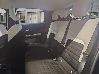 Photo 24 Citroën C3  1.2 Turbo 100ch MAX