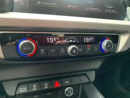 Photo 14 Audi A1  Sportback 30 TFSI 116ch S line plus S tronic 7