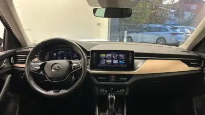 Photo 6 Skoda Kamiq  1.0 TSI Evo 110 ch DSG7