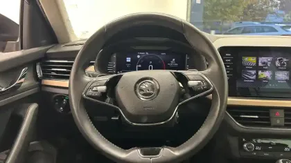 Photo 7 Skoda Kamiq  1.0 TSI Evo 110 ch DSG7