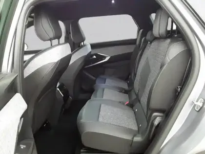 Photo 11 Peugeot 5008  Hybrid 145 e-DCS6