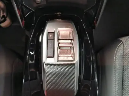 Photo 33 Peugeot 208  Hybrid 110 e-DCS6