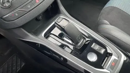 Photo 15 Peugeot 308  PureTech 130ch S&S EAT8