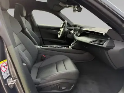Photo 9 Audi E-tron  GT 476 ch quattro