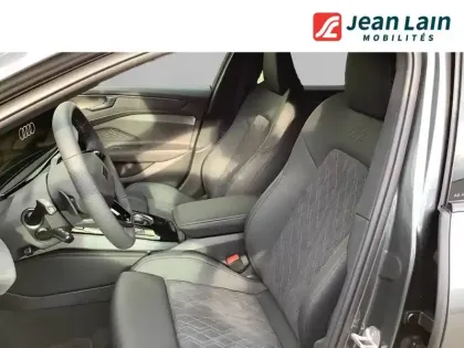 Photo 10 Audi A6  Avant e-hybrid 367 ch S tronic 7 Quattro