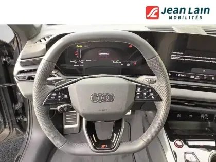 Photo 11 Audi A6  Avant e-hybrid 367 ch S tronic 7 Quattro