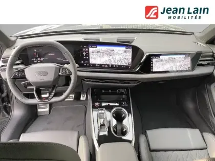 Photo 17 Audi A6  Avant e-hybrid 367 ch S tronic 7 Quattro