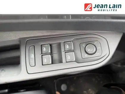 Photo 19 Volkswagen Golf  1.5 eHybrid 204 DSG6