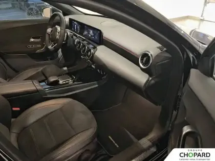 Photo 12 Mercedes Classe A  180 d 8G-DCT