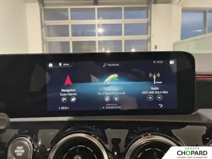 Photo 13 Mercedes Classe A  180 d 8G-DCT