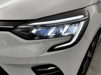 Photo 20 Renault Clio  Blue dCi 100