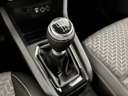 Photo 79 Renault Clio  Blue dCi 100