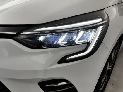 Photo 51 Renault Clio  Blue dCi 100