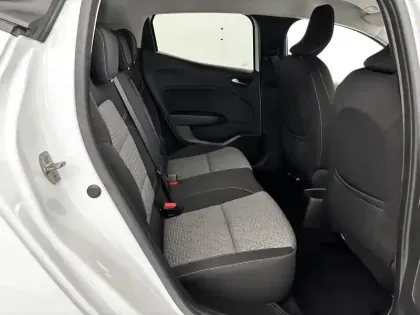 Photo 89 Renault Clio  Blue dCi 100