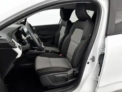 Photo 64 Renault Clio  Blue dCi 100