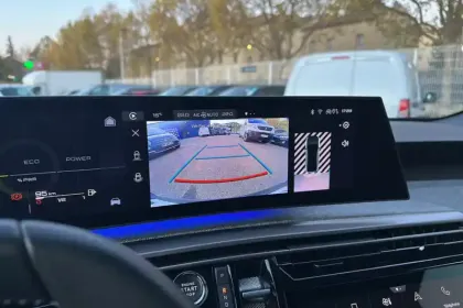 Photo 46 Peugeot 3008  Hybrid 145 e-DCS6