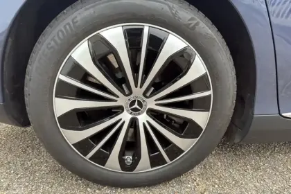 Photo 13 Mercedes EQE  300