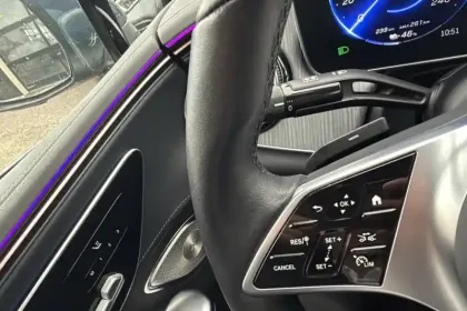 Photo 21 Mercedes EQE  300