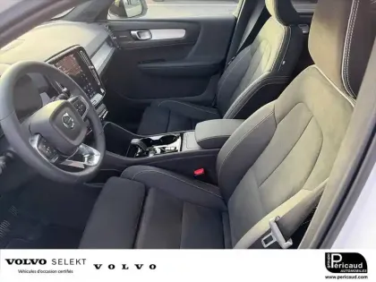 Photo 4 Volvo Xc40  B3 163 ch DCT7
