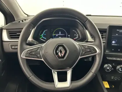 Photo 10 Renault Captur  E-Tech 145 - 21