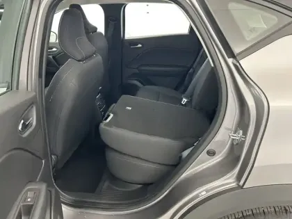 Photo 19 Renault Captur  E-Tech 145 - 21