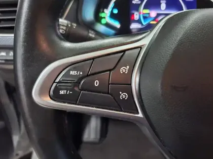 Photo 12 Renault Arkana  E-Tech 145