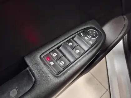 Photo 11 Renault Arkana  E-Tech 145