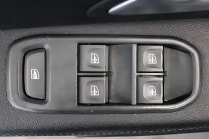 Photo 108 Dacia Duster  Blue dCi 115 4x2