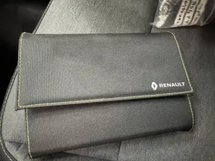 Photo 23 Renault Captur  E-Tech 145 - 21