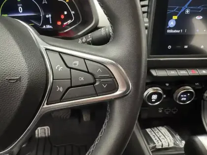 Photo 15 Renault Captur  E-Tech 145 - 21