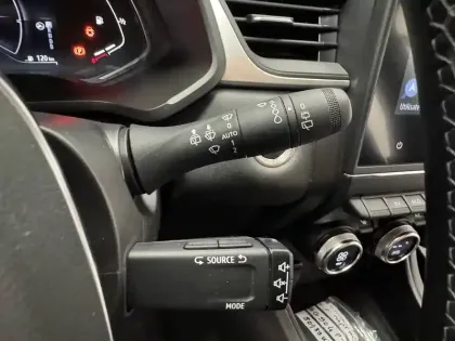 Photo 19 Renault Captur  E-Tech 145 - 21