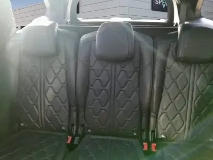 Photo 9 Peugeot 5008  Hybrid 136 e-DCS6