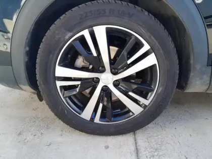 Photo 10 Peugeot 5008  Hybrid 136 e-DCS6