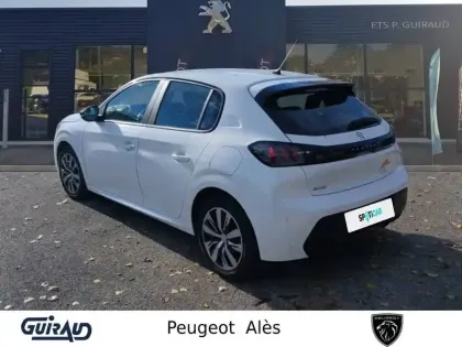 Photo 52 Peugeot 208  PureTech 100 S&S BVM6