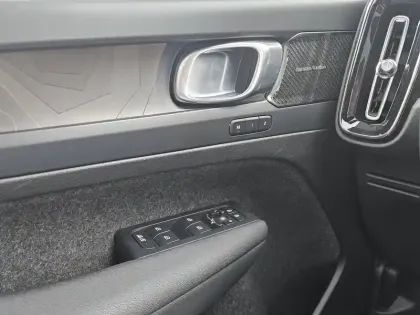 Photo 11 Volvo Xc40  T5 Recharge 180+82 ch DCT7