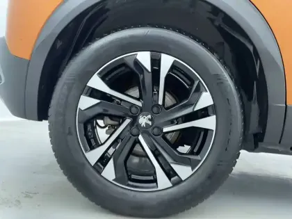 Photo 18 Peugeot 2008  Moteur électrique 136 ch