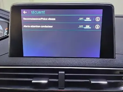 Photo 21 Peugeot 3008  BlueHDi 130ch S&S BVM6