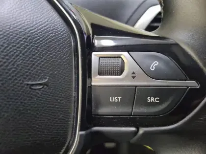 Photo 28 Peugeot 3008  BlueHDi 130ch S&S BVM6