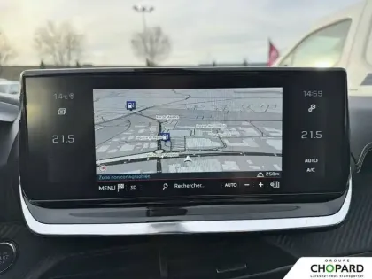 Photo 13 Peugeot 2008  PureTech 130 S&S BVM6