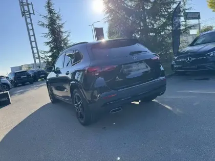 Photo 4 Mercedes GLA  180 d 8G-DCT